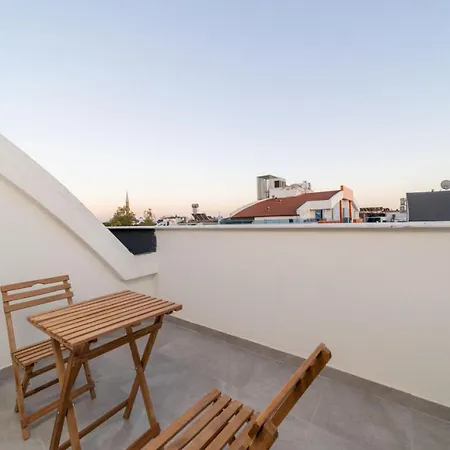 Flat With Terrace And View In Muratpasa Antalya